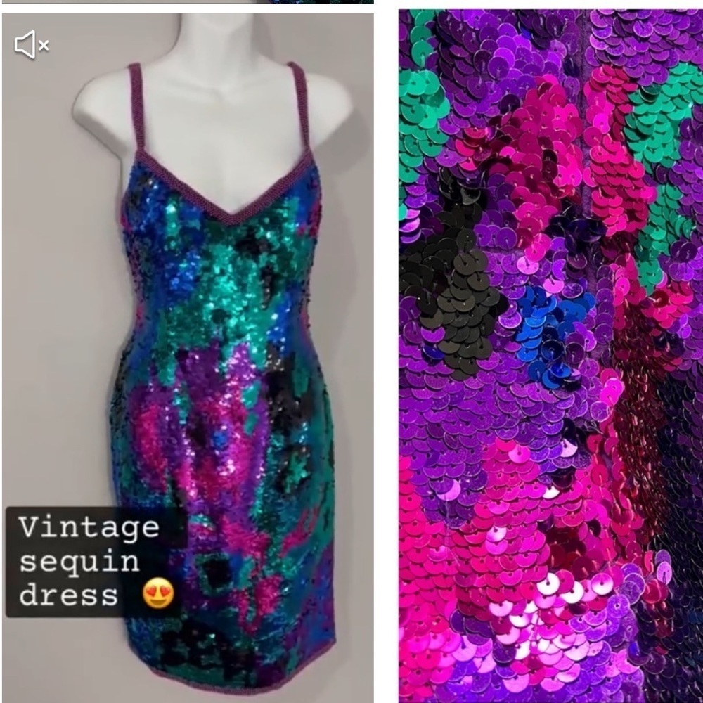 Vintage retro Barbiecore fitted bodycon sequin cocktail dress party formal midi